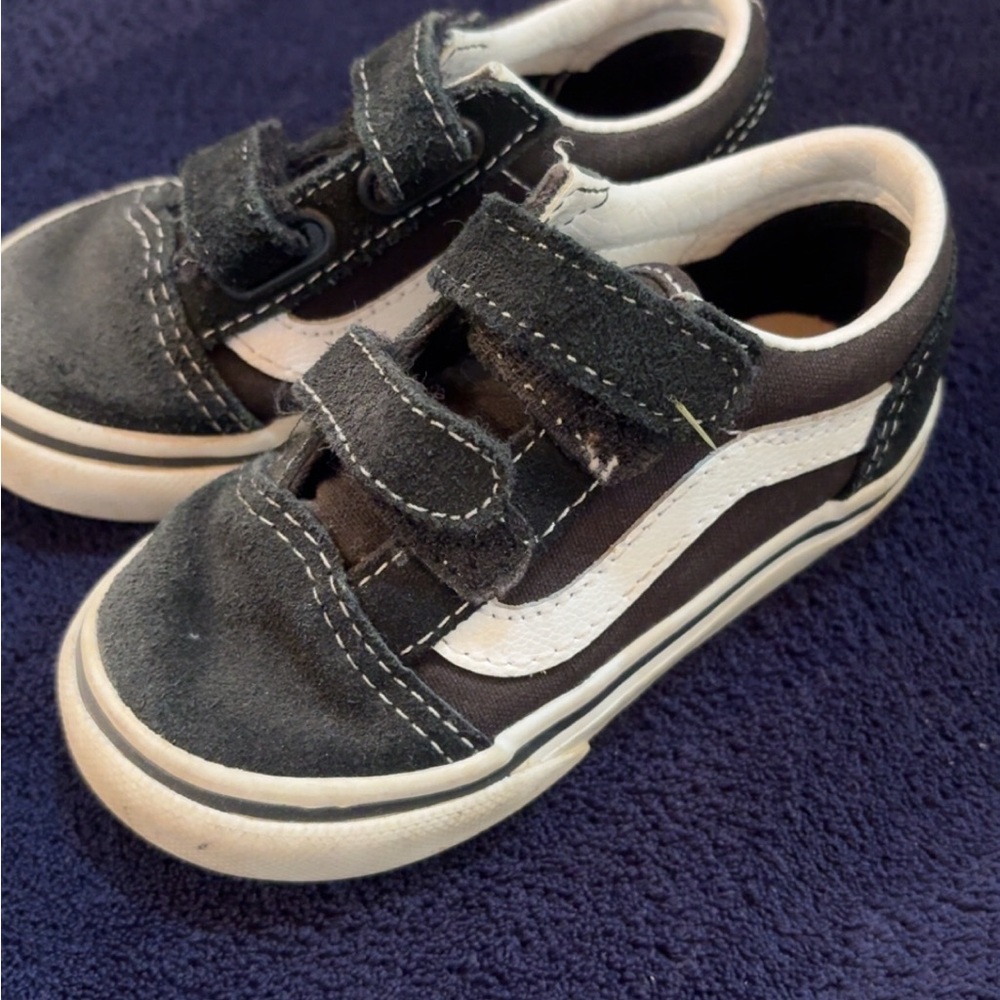 Kids Vans Black and White Shoes